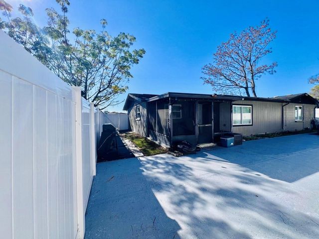 7631 ILEX DRIVE, Port Richey, FL 34668