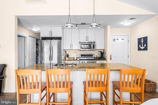 144 PETER RD, Manahawkin, NJ 08050