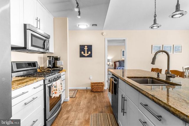 144 PETER RD, Manahawkin, NJ 08050