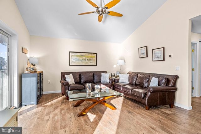 144 PETER RD, Manahawkin, NJ 08050