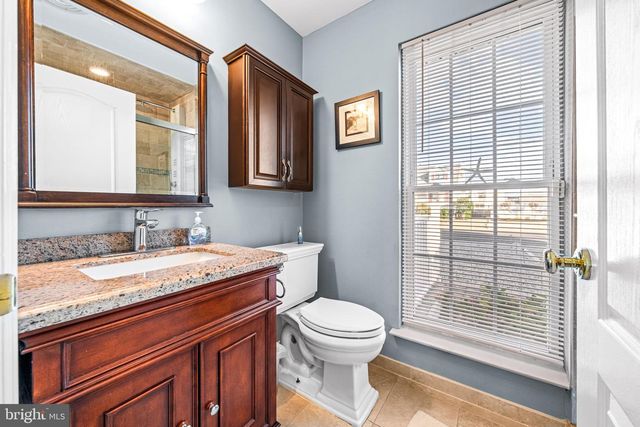 144 PETER RD, Manahawkin, NJ 08050
