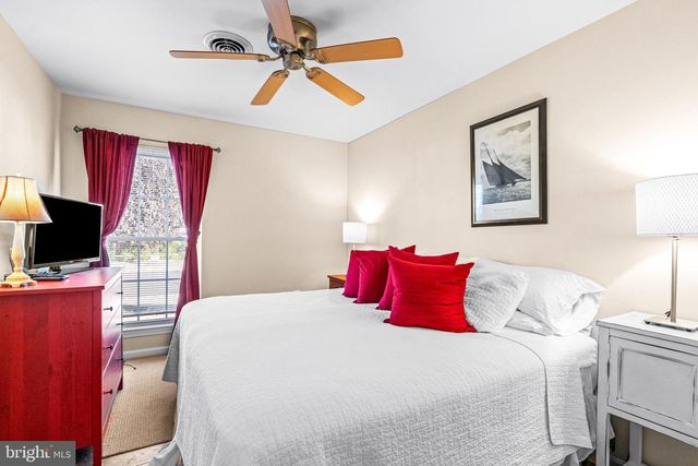 144 PETER RD, Manahawkin, NJ 08050