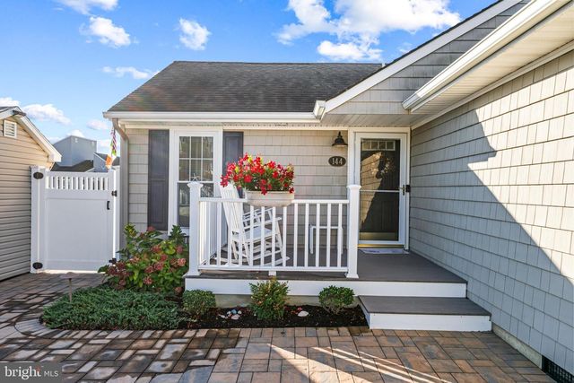 144 PETER RD, Manahawkin, NJ 08050