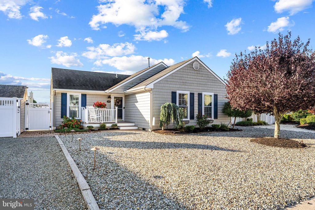 144 PETER RD, Manahawkin, NJ 08050