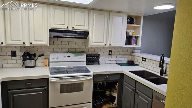 3517 Atlantic Drive, Colorado Springs, CO 80910