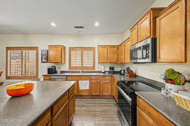 767 E CLEVELAND Court, San Tan Valley, AZ 85140