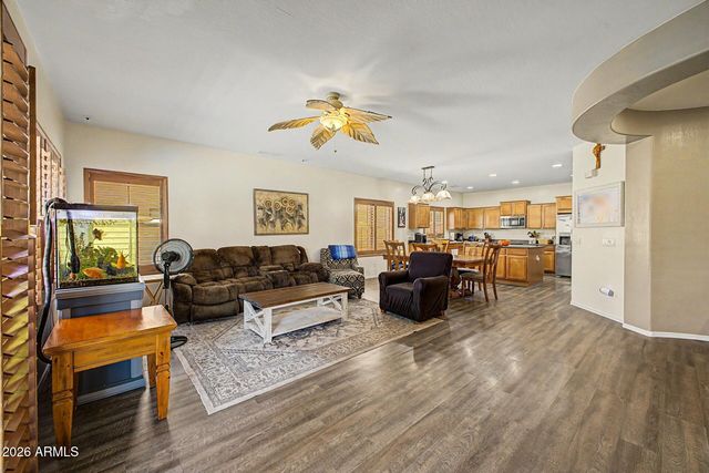 767 E CLEVELAND Court, San Tan Valley, AZ 85140