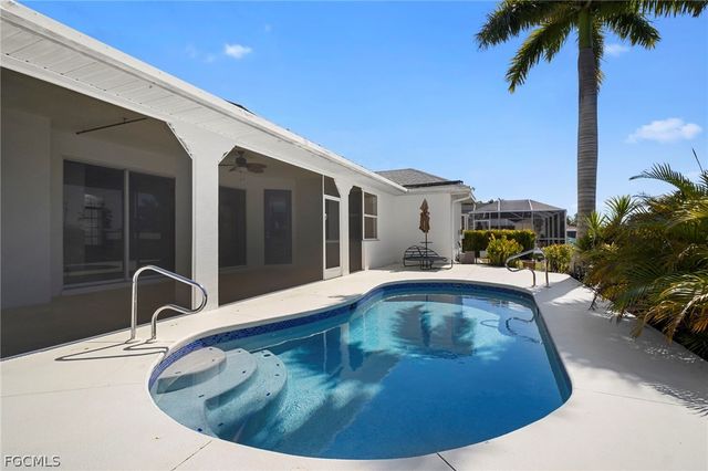 4416 SE 10th PL, Cape Coral, FL 33904