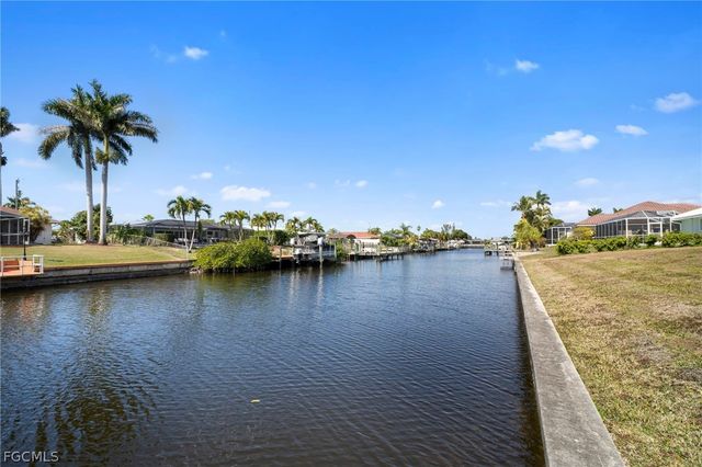 4416 SE 10th PL, Cape Coral, FL 33904