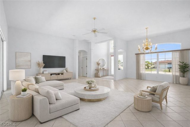 4416 SE 10th PL, Cape Coral, FL 33904