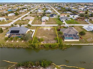 1720 NW 2nd TER, Cape Coral, FL 33993
