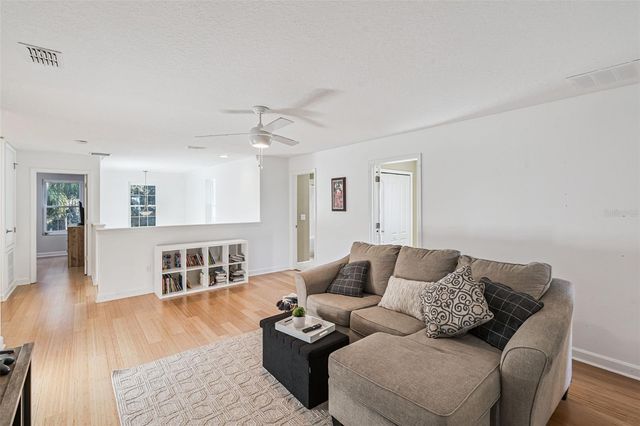 6152 MERIWETHER CRESCENT, Winter Garden, FL 34787