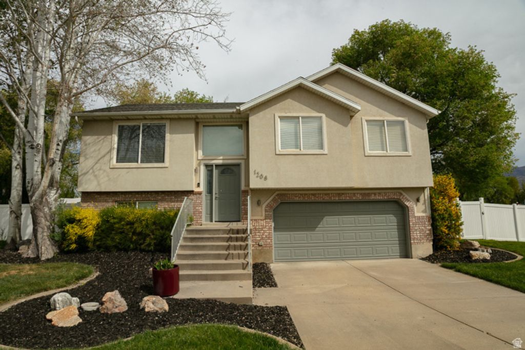 1208 W 1200 S, Woods Cross, UT 84087