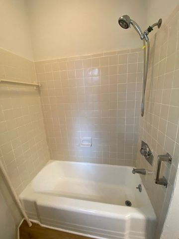 61 Western Ave 4, Westfield, MA 01085