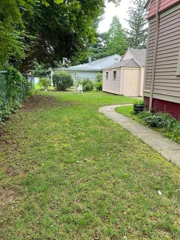 61 Western Ave 4, Westfield, MA 01085