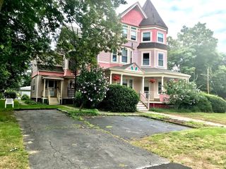 61 Western Ave 4, Westfield, MA 01085