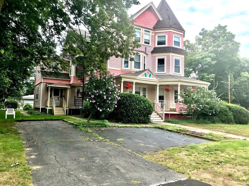 61 Western Ave 4, Westfield, MA 01085