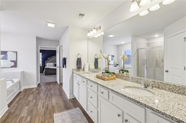 1492 Stephens View Drive, Loganville, GA 30052