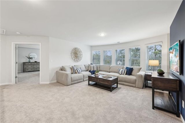1492 Stephens View Drive, Loganville, GA 30052