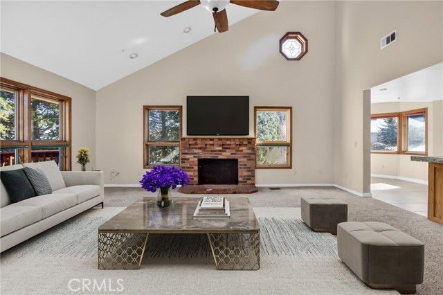 5328 Shirley J, Wrightwood, CA 92397