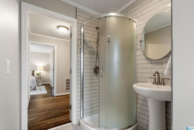 105 W STERRETT STREET, Columbiana, AL 35051