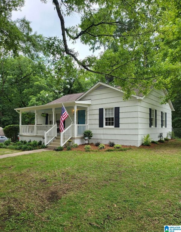 105 W STERRETT STREET, Columbiana, AL 35051