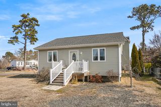 6483 CHURCH STREET, Chincoteague Island, VA 23336