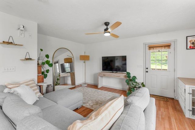 39 Ridgeview Road, Fairfax, VT 05454
