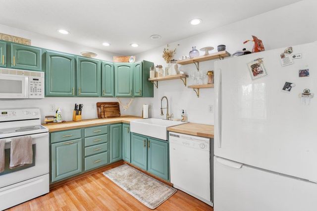39 Ridgeview Road, Fairfax, VT 05454