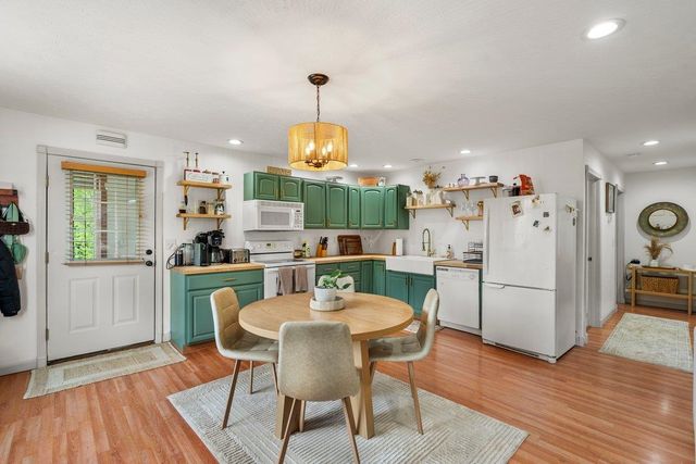 39 Ridgeview Road, Fairfax, VT 05454