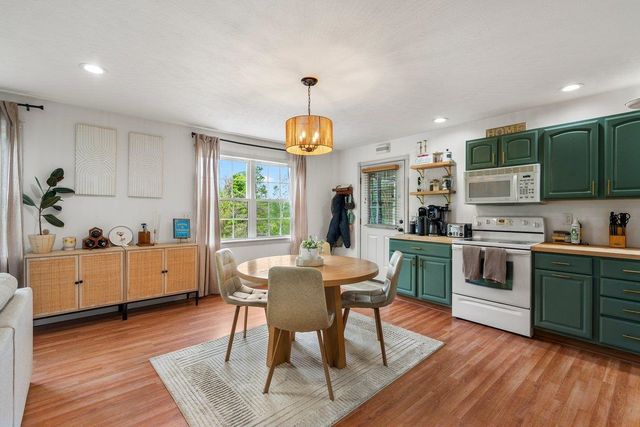 39 Ridgeview Road, Fairfax, VT 05454