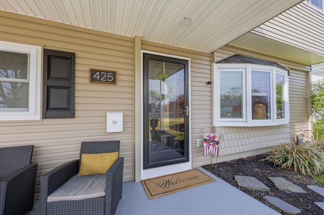 425 AUSTIN CIR, Fairless Hills, PA 19030