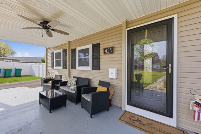 425 AUSTIN CIR, Fairless Hills, PA 19030