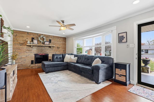 425 AUSTIN CIR, Fairless Hills, PA 19030