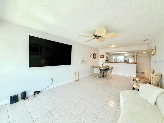 19029 US HIGHWAY 19 N 8-31, Clearwater, FL 33764