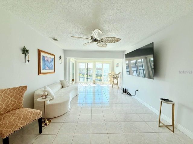 19029 US HIGHWAY 19 N 8-31, Clearwater, FL 33764