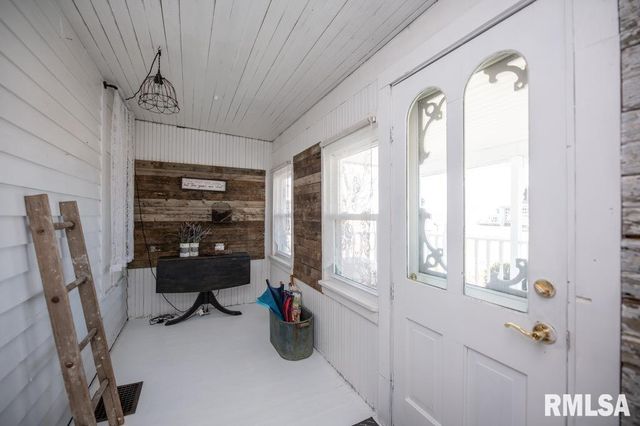 1426 N MAIN Street, Lewistown, IL 61542