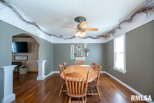 1426 N MAIN Street, Lewistown, IL 61542