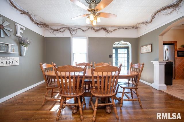 1426 N MAIN Street, Lewistown, IL 61542