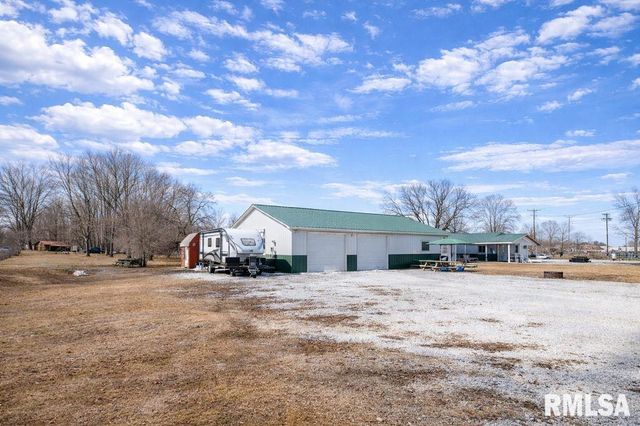 1426 N MAIN Street, Lewistown, IL 61542