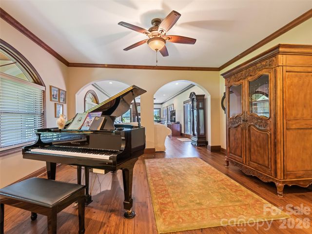 1418 Landis Lane, Nebo, NC 28761