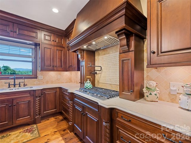 1418 Landis Lane, Nebo, NC 28761