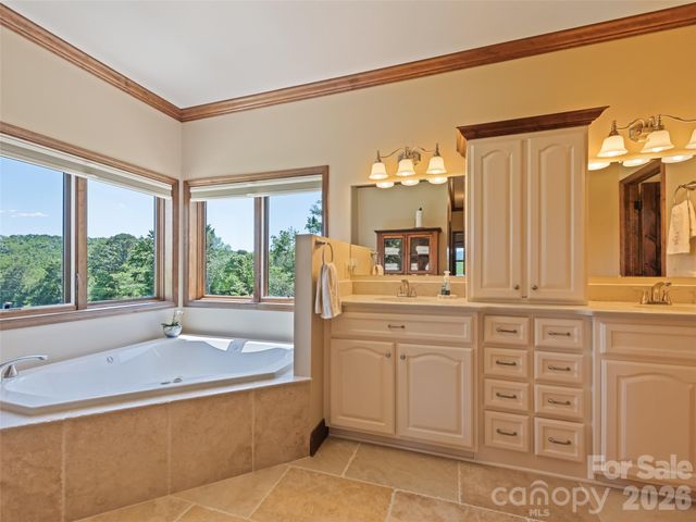 1418 Landis Lane, Nebo, NC 28761