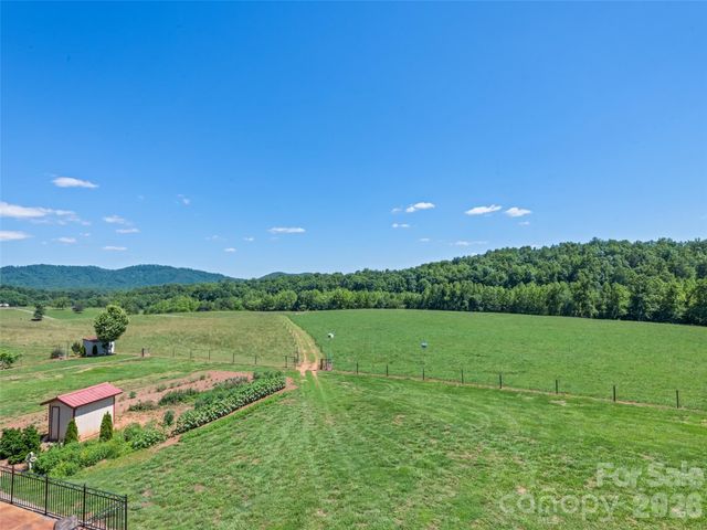1418 Landis Lane, Nebo, NC 28761