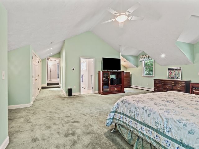 14 Running Brook Cir, Ashland, MA 01721
