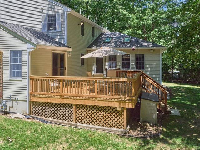 14 Running Brook Cir, Ashland, MA 01721
