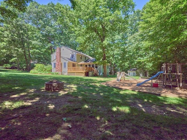 14 Running Brook Cir, Ashland, MA 01721