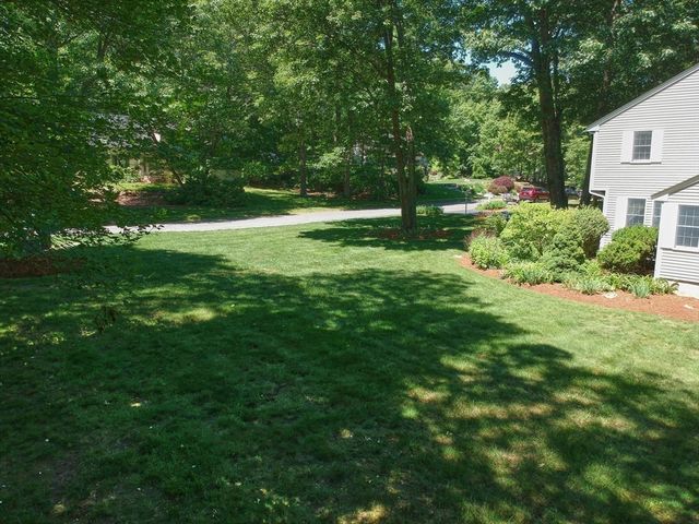 14 Running Brook Cir, Ashland, MA 01721