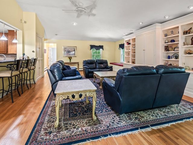14 Running Brook Cir, Ashland, MA 01721