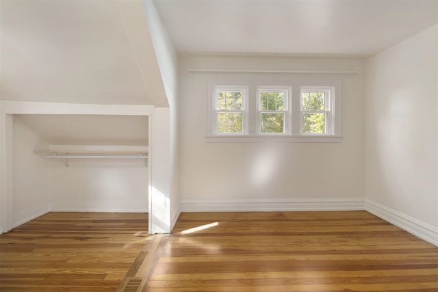 1914 Brentwood Avenue, Kalamazoo, MI 49008